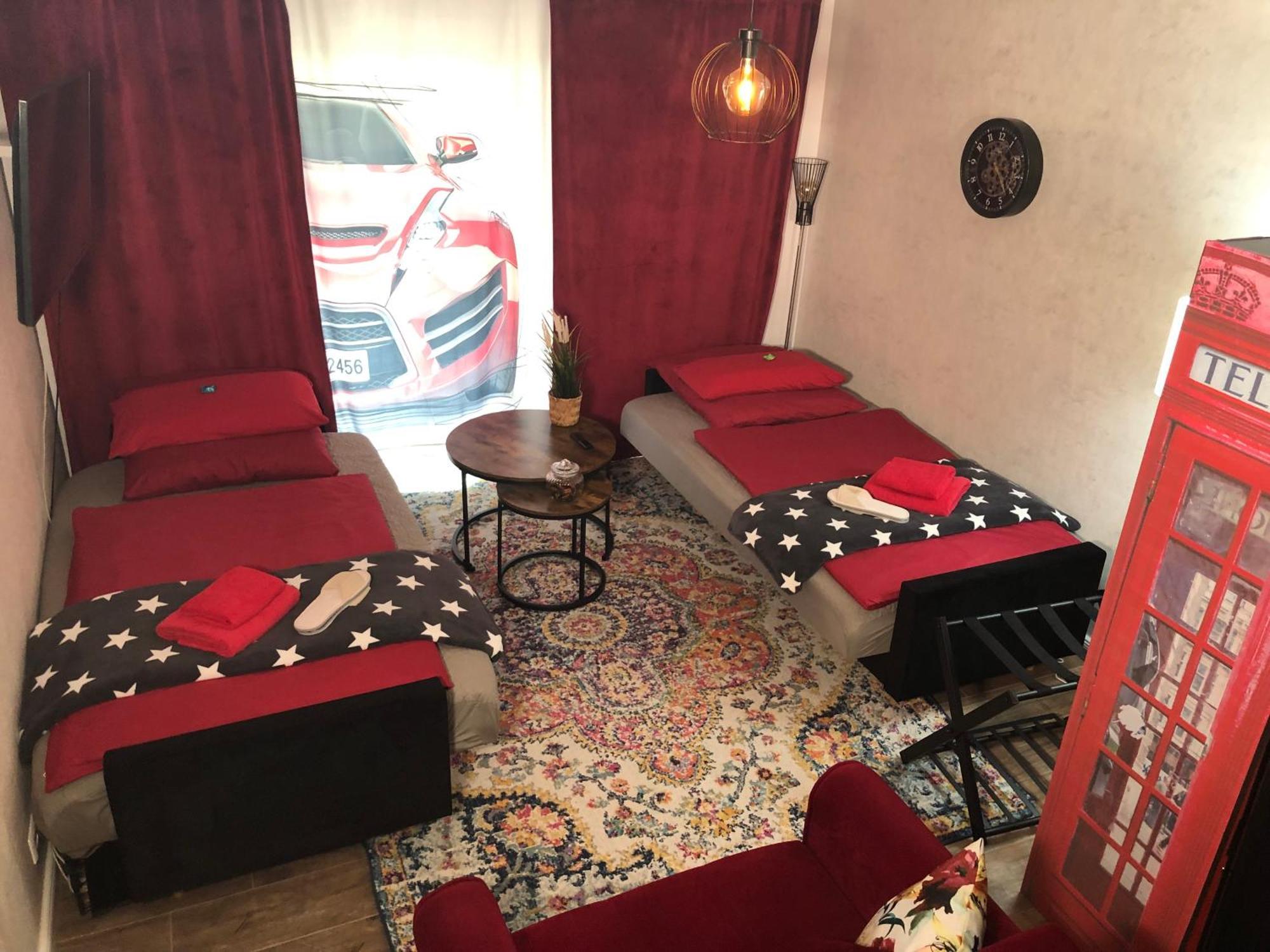 Stylisches Maybach Appartement Mit Terrasse Fuer 5 Personen, 5 Betten, Grosse Kochinsel, Homeoffice Mit 250Mbit Wlan Aidlingen ภายนอก รูปภาพ